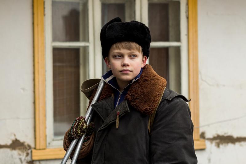 Rasmus Ermel mängufilmis Vee peal (2020) - Filmivabrik