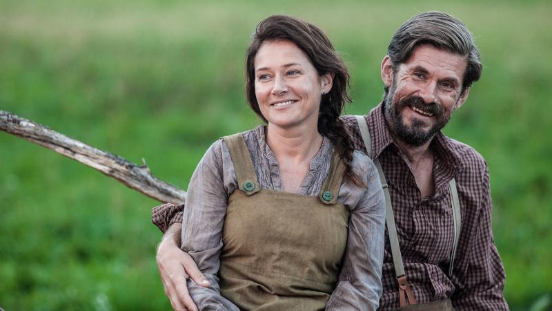 Sidse Babett Knudsen ja Tommi Korpela mängifilmis Igitee (2017) - Foto Andres Teiss - Matila Röhr Productions