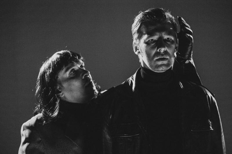 Taavi Eelmaa ja Erki Laur dokumentaalfilmis Vaino Vahingu päevaraamat (2022) - Foto Gabriela Urm - Klaasmeri